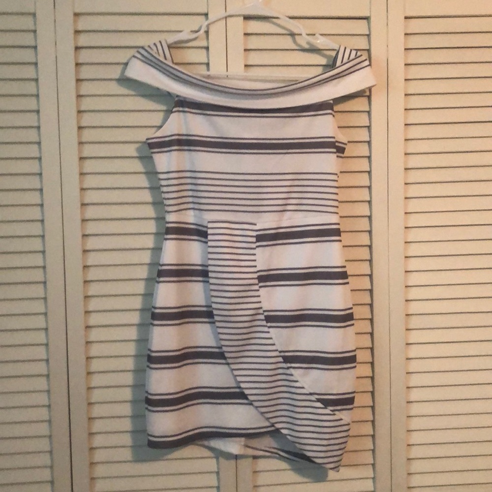 Off the shoulder Sabo Skirt Mini Dress